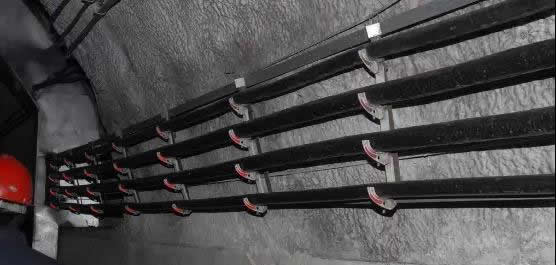 ���c�x����|����y�������c�ʴ_λ��